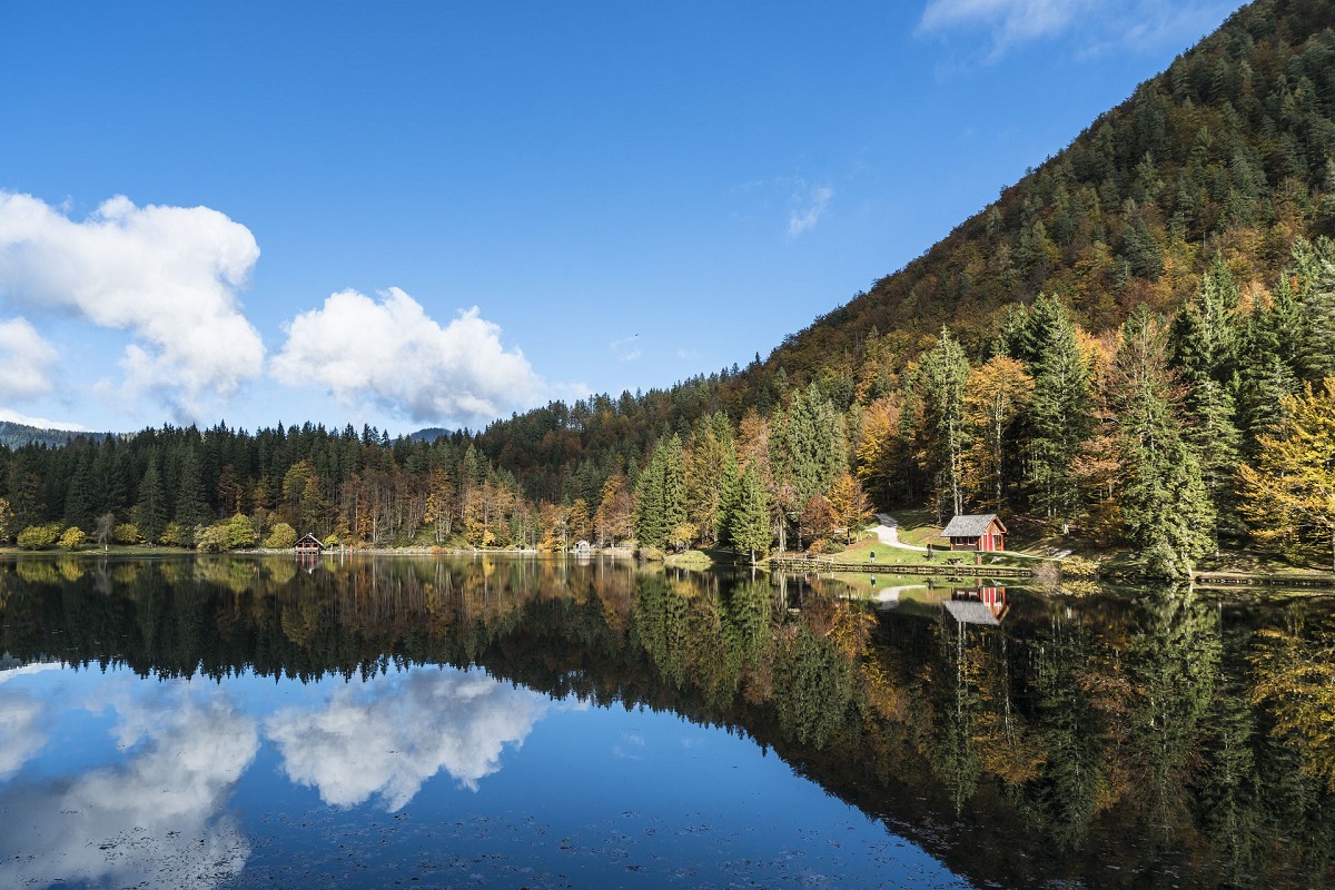 fusine laghi autunno in friuli
